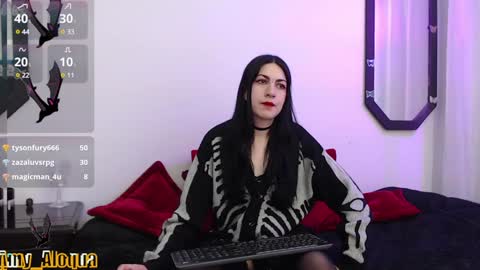 Snapshot of amy_aloqua chatting on 11, 1, 2025 Amy online show from 11, 1, 2025