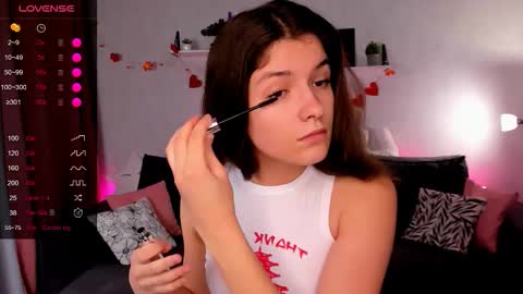 Amy online show from 6, 11, 2025