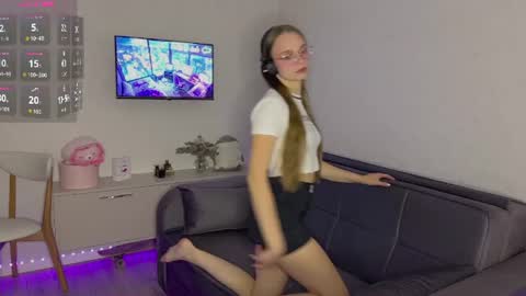 Snapshot of amy_yammy3 chatting on 2, 7, 2026 Amy online show from 2, 7, 2026