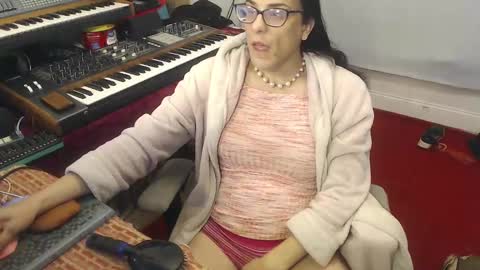 Trashely Gimpson online show from 12, 9, 2025