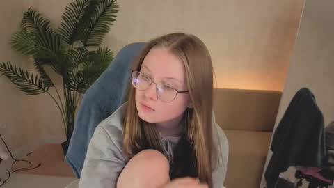 amycherryberry online show from 5, 11, 2025