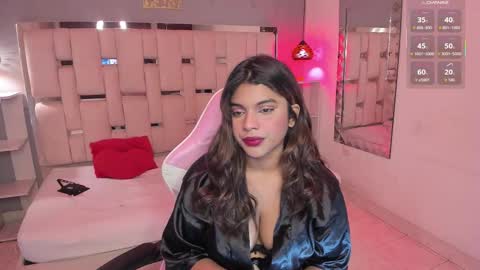 amyevan_ online show from 3, 12, 2025