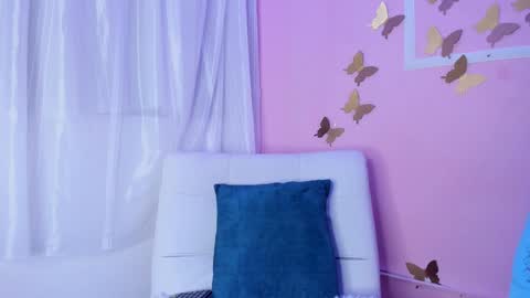 Amy ... Nice to meet u   thumb up me please its important online show from 21, 1, 2025