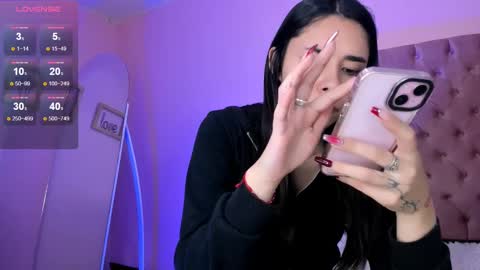 Amy ... Nice to meet u   thumb up me please its important online show from 20, 2, 2025