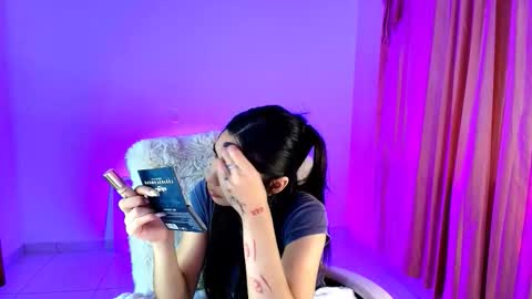 Amy ... Nice to meet u   thumb up me please its important online show from 6, 1, 2026