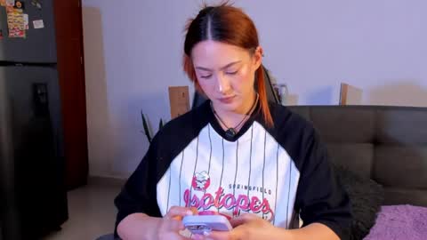 Snapshot of amypond__ chatting on 4, 4, 2026 Amy online show from 4, 4, 2026