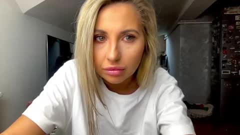 amyroberta92 online show from 15, 12, 2025