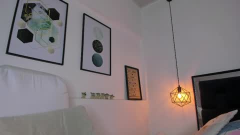 Amy online show from 16, 4, 2026