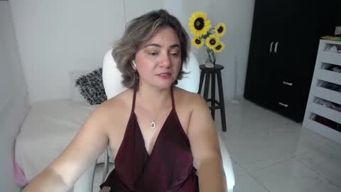  Ana  online show from 4, 3, 2025
