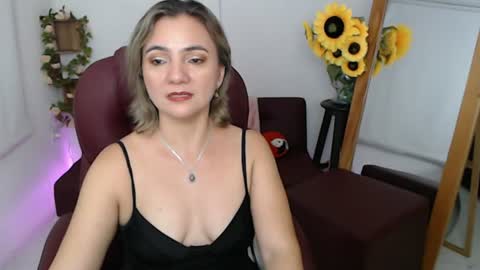 Snapshot of ana_hotmilf chatting on 18, 7, 2026 Ana online show from 18, 7, 2026