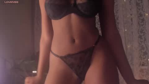 My name is Ana. Im 22 years old not 50. Really MY BIO IS MY ONLYFANSLike and subscribe3 online show from 18, 11, 2025