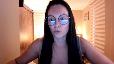 Anabel online show from 6, 2, 2025