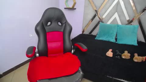 Snapshot of anabella_thompson chatting on 20, 10, 2025 Anabella online show from 20, 10, 2025