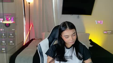 ANABEL WOLF  online show from 15, 9, 2025