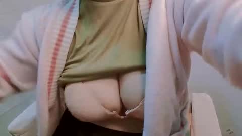 Snapshot of anacutieee chatting on 10, 2, 2026 anacutieee online show from 10, 2, 2026