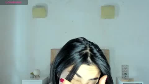 Snapshot of anahenao chatting on 1, 7, 2026 Ana Henao or Annie... Follow me ahenaocb Insta X online show from 1, 7, 2026