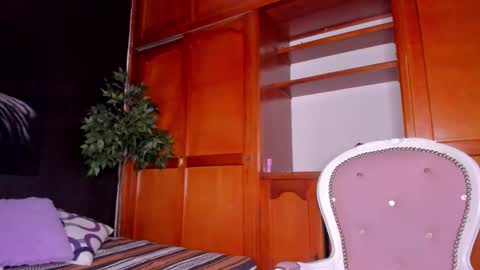 Anahi online show from 21, 10, 2025