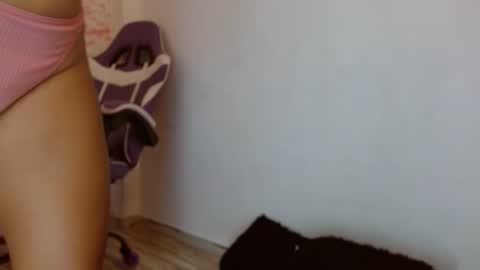 Snapshot of anahi__s chatting on 1, 10, 2025 ANAH online show from 1, 10, 2025