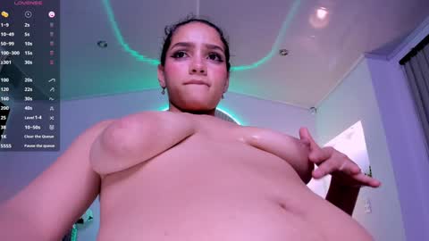 Snapshot of anahi_curlie1 chatting on 18, 12, 2024 Anahi Curlie online show from 18, 12, 2024