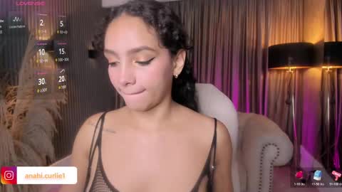 Anahi Curlie online show from 30, 5, 2026