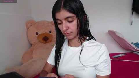 Snapshot of anahibrowns95 chatting on 14, 7, 2026 Anahi Browns online show from 14, 7, 2026