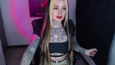 Snapshot of anai_gomez chatting on 24, 12, 2024 Callme Mistress Ani online show from 24, 12, 2024