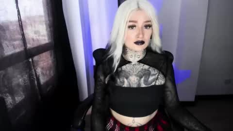 Snapshot of anai_gomez chatting on 21, 10, 2025 Callme Mistress Ani online show from 21, 10, 2025