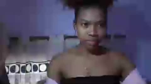 Snapshot of anaissa23 chatting on 25, 7, 2026 anaissa23 online show from 25, 7, 2026