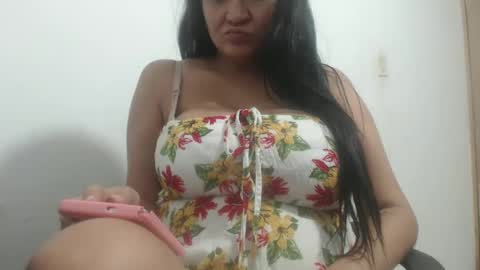 Snapshot of analy_hot chatting on 28, 9, 2025 analy_hot online show from 28, 9, 2025