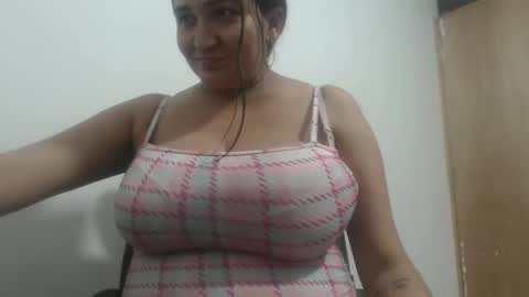 Snapshot of analy_hot chatting on 3, 10, 2025 analy_hot online show from 3, 10, 2025