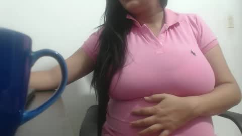 Snapshot of analy_hot chatting on 7, 10, 2025 analy_hot online show from 7, 10, 2025