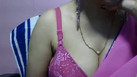 Snapshot of anamika794088 chatting on 18, 12, 2024 anamika794088 online show from 18, 12, 2024
