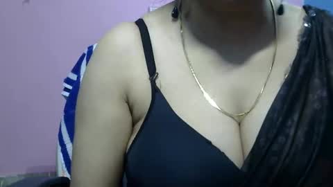 Snapshot of anamika794088 chatting on 23, 12, 2024 anamika794088 online show from 23, 12, 2024