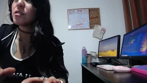 Jennyfer.... but u can say me Anastasia online show from 18, 10, 2025