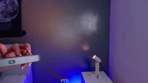 Kendra  online show from 5, 12, 2025