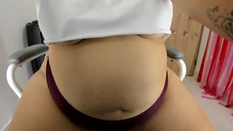 Snapshot of anawatson_ chatting on 8, 7, 2026 Ana online show from 8, 7, 2026