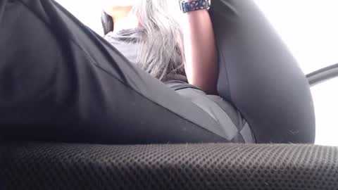   online show from 30, 1, 2025