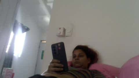 Snapshot of andr267969 chatting on 15, 6, 2026 rosario online show from 15, 6, 2026