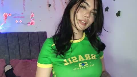 Andra de la Rosse online show from 13, 6, 2026