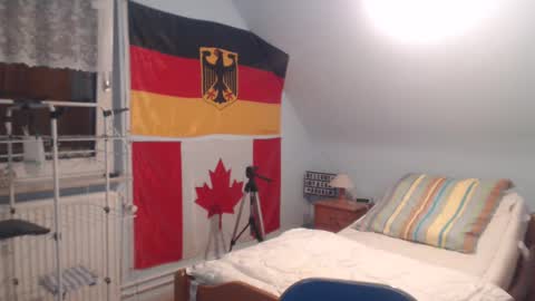 Snapshot of andre124231 chatting on 2, 12, 2024 Andre online show from 2, 12, 2024