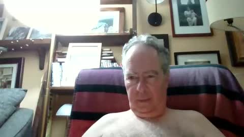 Snapshot of andre6045 chatting on 29, 3, 2026 andre6045 online show from 29, 3, 2026