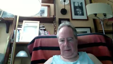 Snapshot of andre6045 chatting on 6, 4, 2026 andre6045 online show from 6, 4, 2026