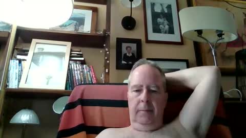 Snapshot of andre6045 chatting on 8, 4, 2026 andre6045 online show from 8, 4, 2026