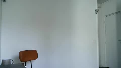 Andrew m12 online show from 28, 4, 2026