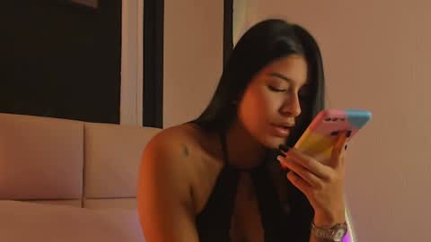 andrea online show from 2, 2, 2025