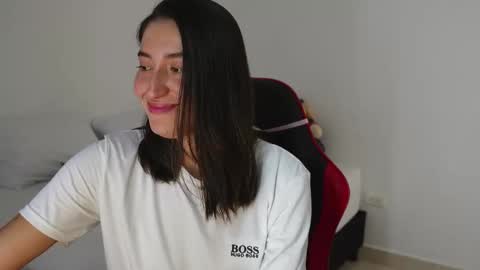 Andrea online show from 2, 2, 2026