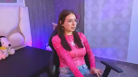 Snapshot of andrea_tay1 chatting on 30, 7, 2026 andrea_tay1 online show from 30, 7, 2026