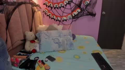 Snapshot of andreasweet2 chatting on 20, 10, 2025 A n d r e a S w e e t online show from 20, 10, 2025