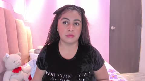 Snapshot of andreasweet2 chatting on 12, 11, 2025 A n d r e a S w e e t online show from 12, 11, 2025