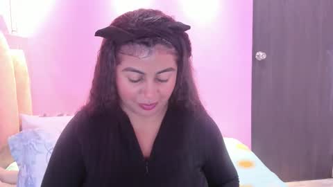 Snapshot of andreasweet2 chatting on 15, 11, 2025 A n d r e a S w e e t online show from 15, 11, 2025